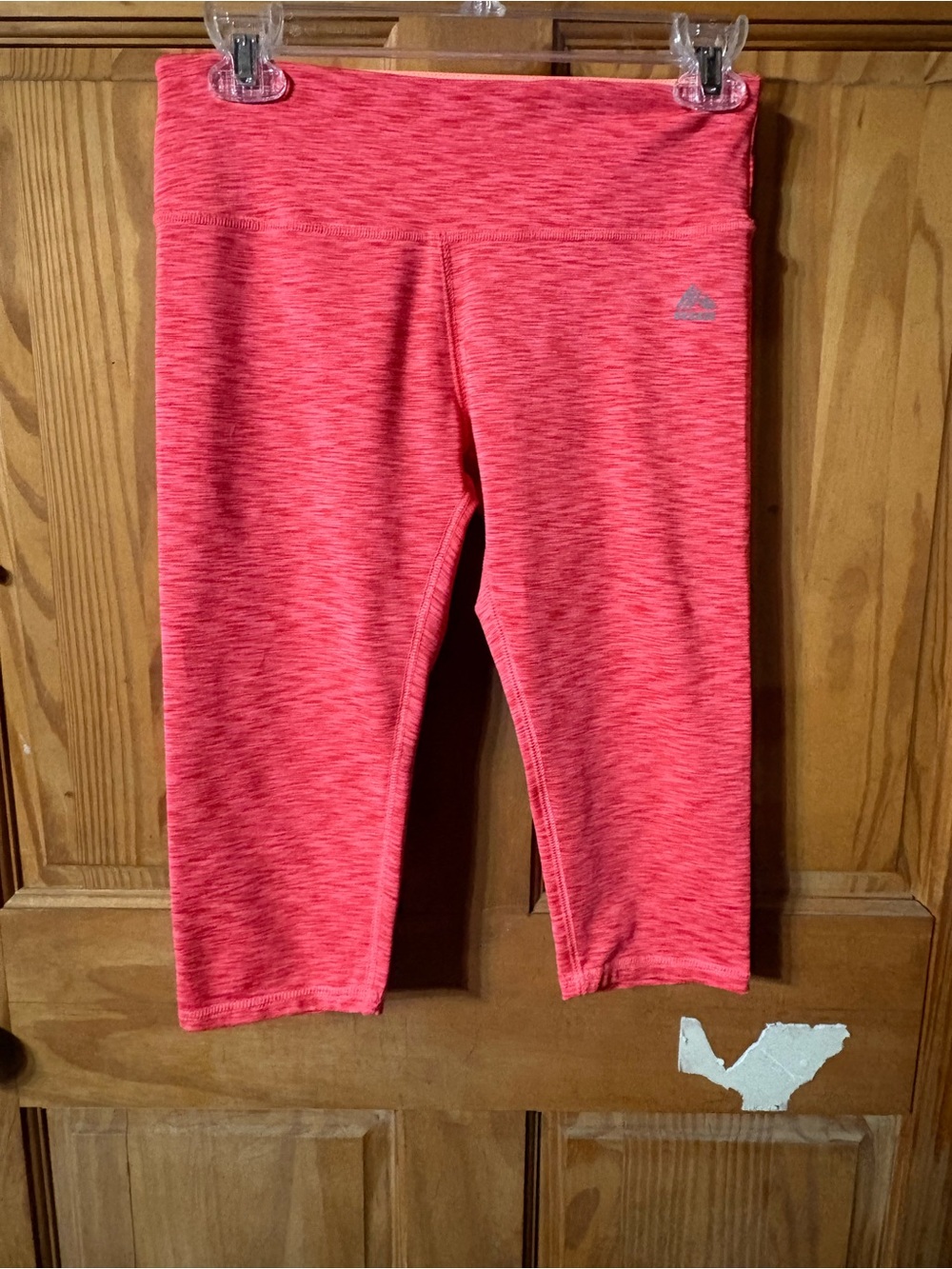 Athletic Girls' Coral Capri Leggings